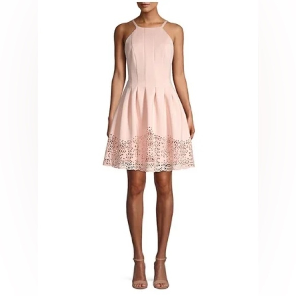 EUC Vince Camuto blush pink dress in sz 0